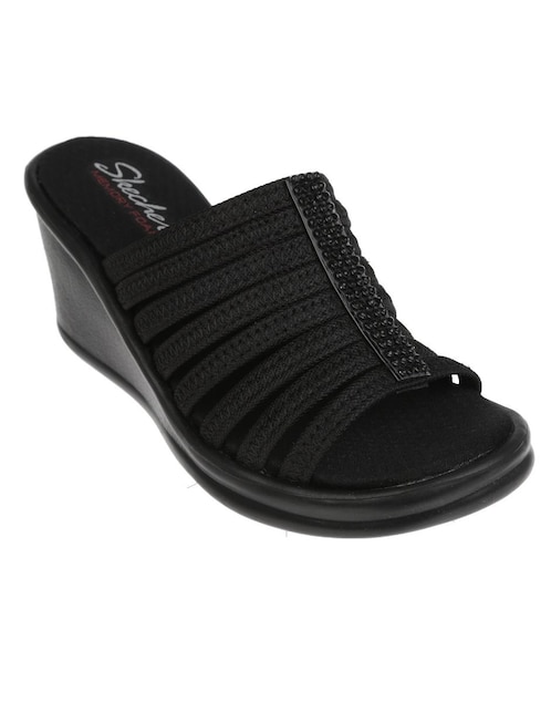 Sandalia texturizada Skechers negra en Liverpool