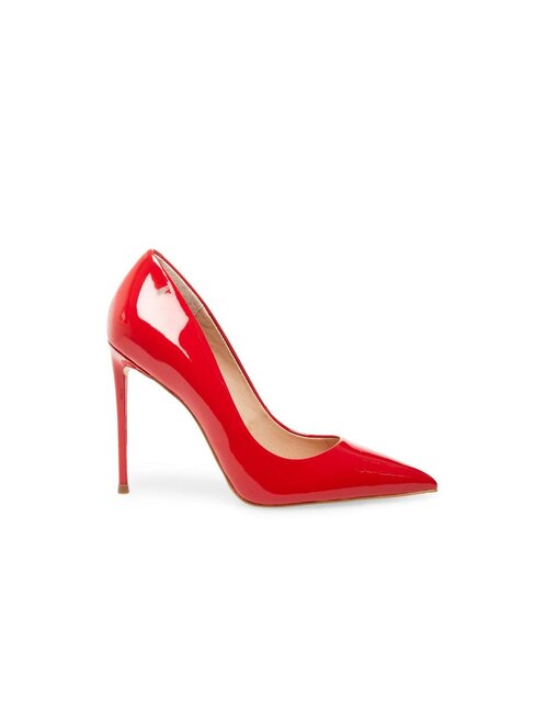 Zapatilla Steve Madden roja en Liverpool
