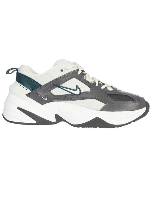 Tenis Nike M2K Tekno gris con logotipo en Liverpool