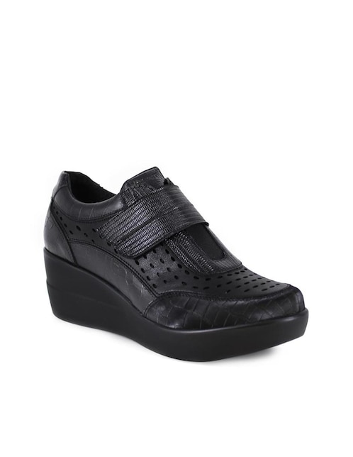 Zapato de piel para mujer