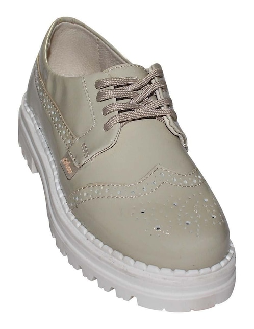 Zapato de charol para mujer