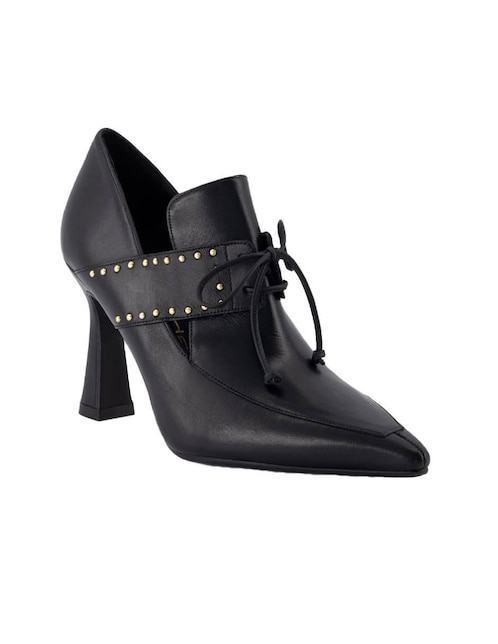 Zapatilla de piel