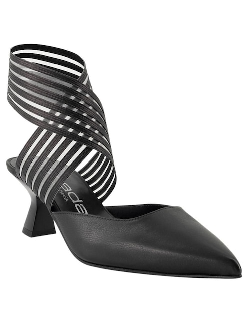 Zapatilla de piel