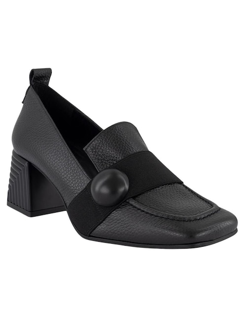 Zapatilla de piel
