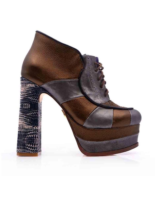 Zapato Altura Siete de piel para mujer