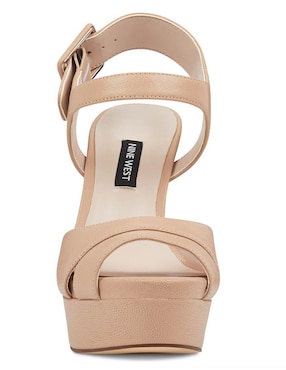 Sandalia Nine West con hebilla