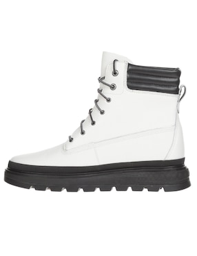 Bota arriba del tobillo Timberland de piel para mujer