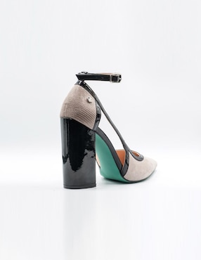 Zapatilla de piel Pikiki