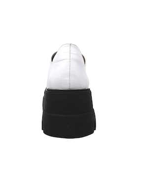 Zapato Regina Romero de piel para mujer