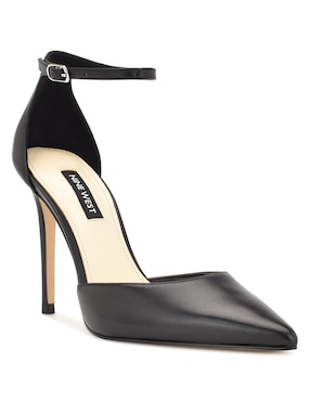 Zapatilla de piel Nine West