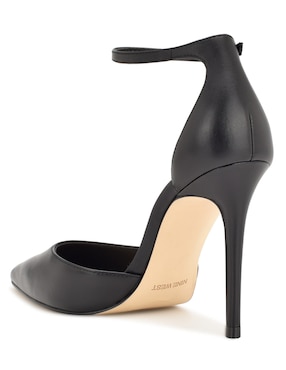 Zapatilla de piel Nine West