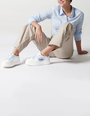 Tenis W Capsule Stitch
Lisa para mujer