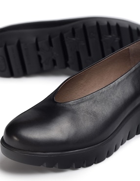 Zapato Wonders de piel para mujer