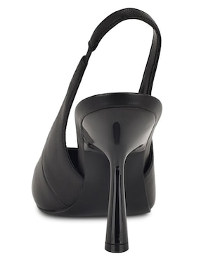 Zapatilla de piel Nine West