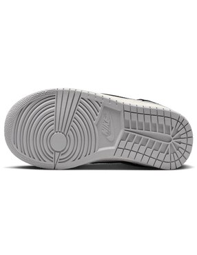 Tenis Nike Air Jordan Skyline Low para mujer
