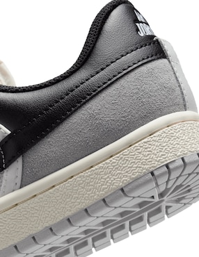Tenis Nike Air Jordan Skyline Low para mujer
