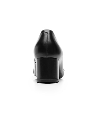 Zapatilla de piel Flexi semivestir