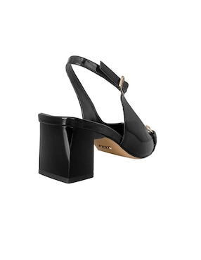 Zapatilla de piel Savvy TRUE BASICS