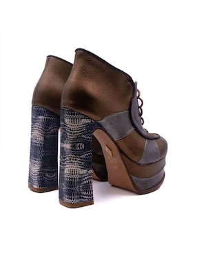 Zapato Altura Siete de piel para mujer