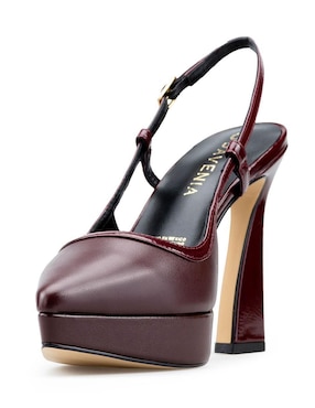 Zapatilla de piel Davenia