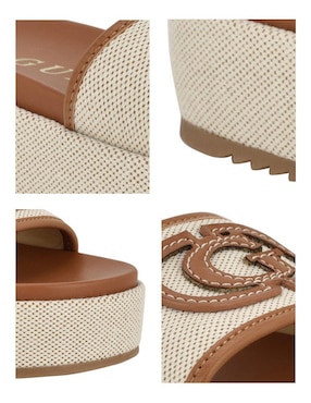 Sandalia plana Guess para mujer