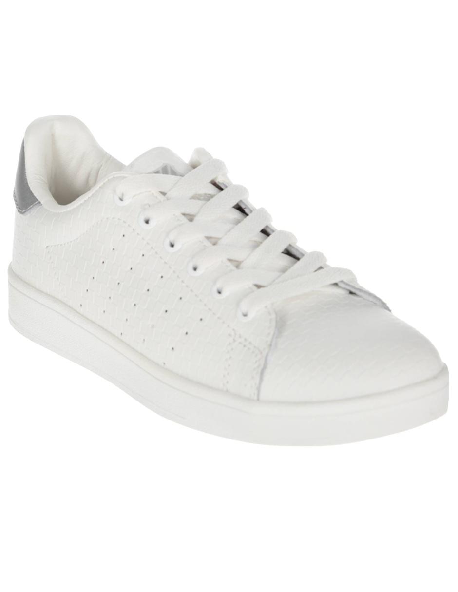 Tenis con diseño texturizado K-Swiss piel blanco en Liverpool