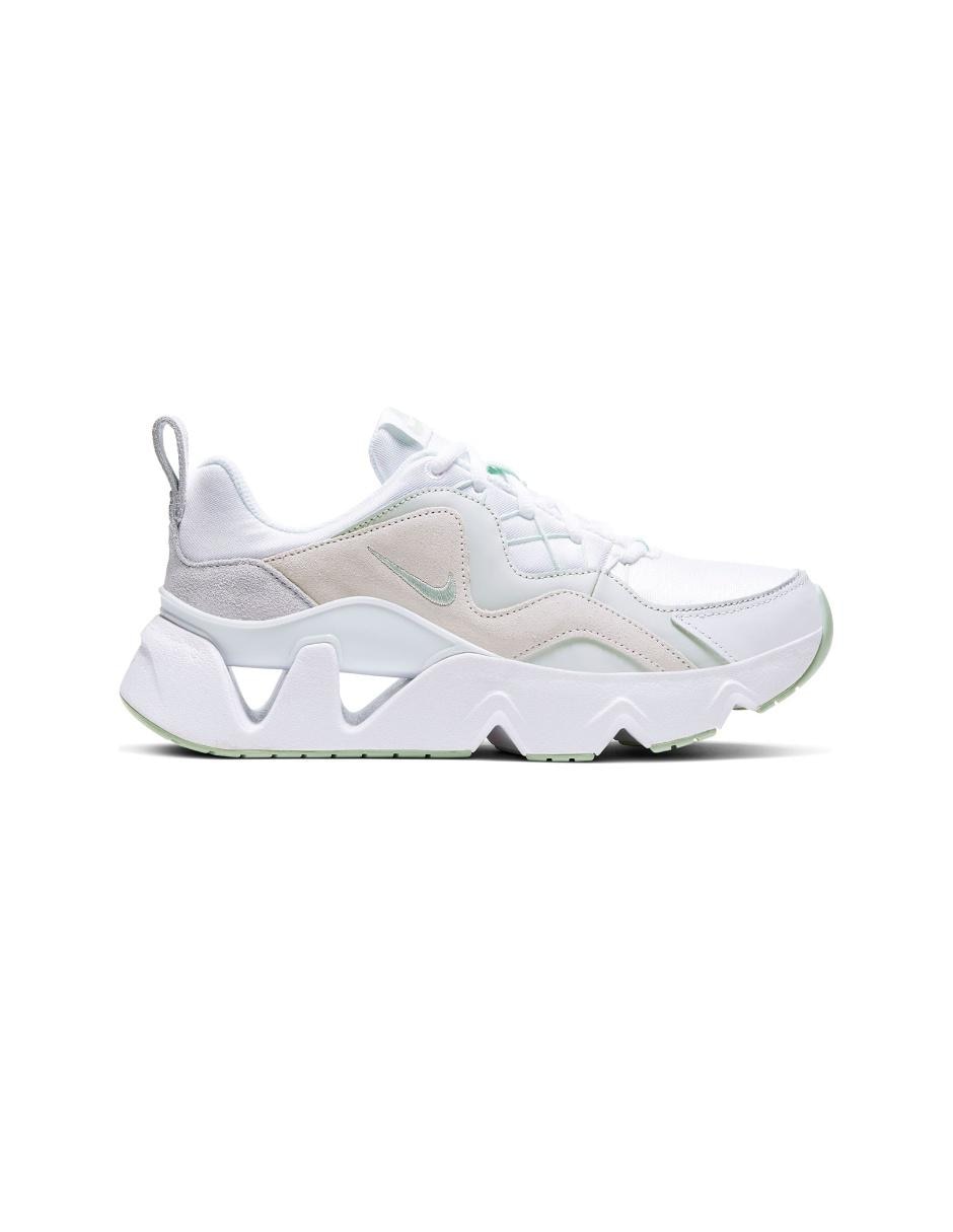 Tenis Nike blanco con logotipo en Liverpool