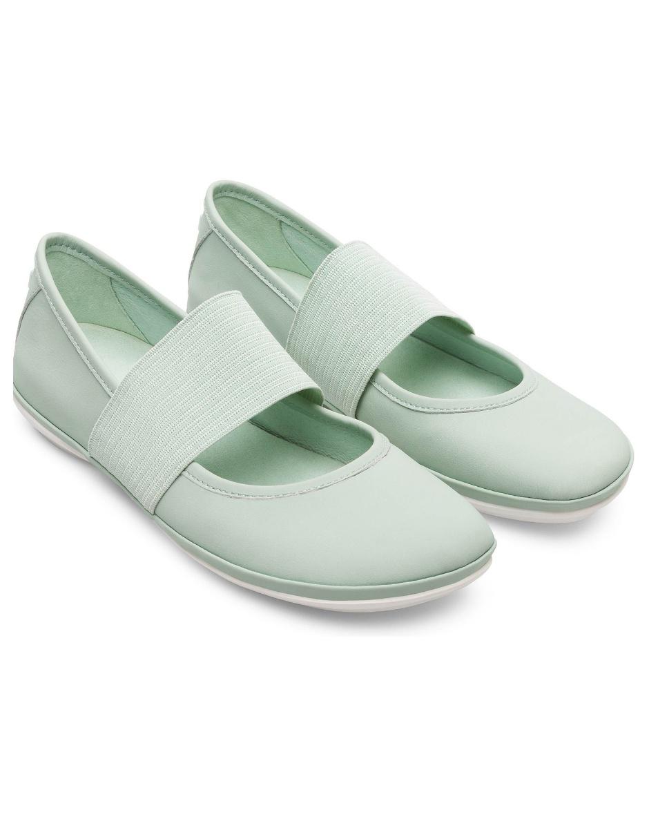 Balerina de piel