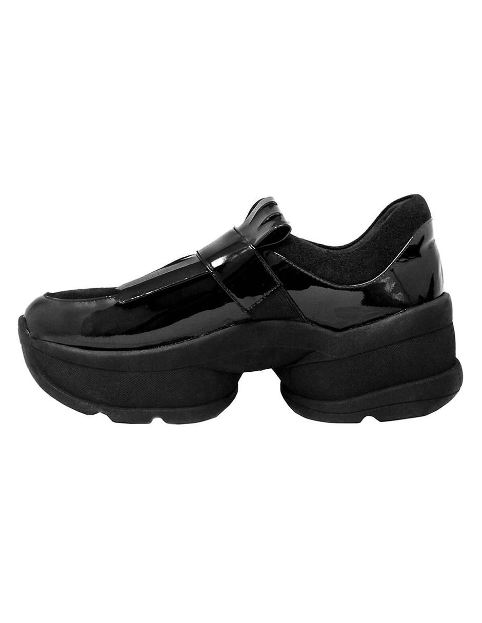 Zapato Regina Romero de piel con flecos