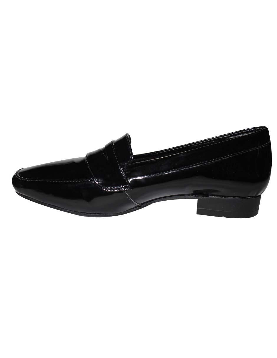 Zapato de charol para mujer
