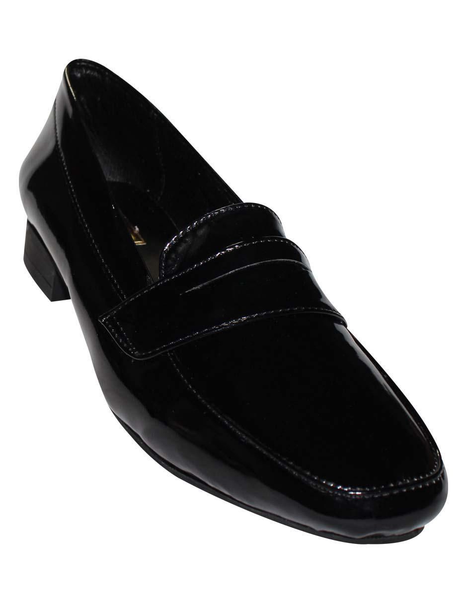 Zapato de charol para mujer