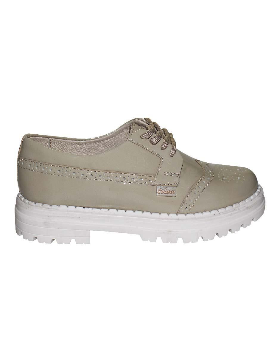 Zapato de charol para mujer