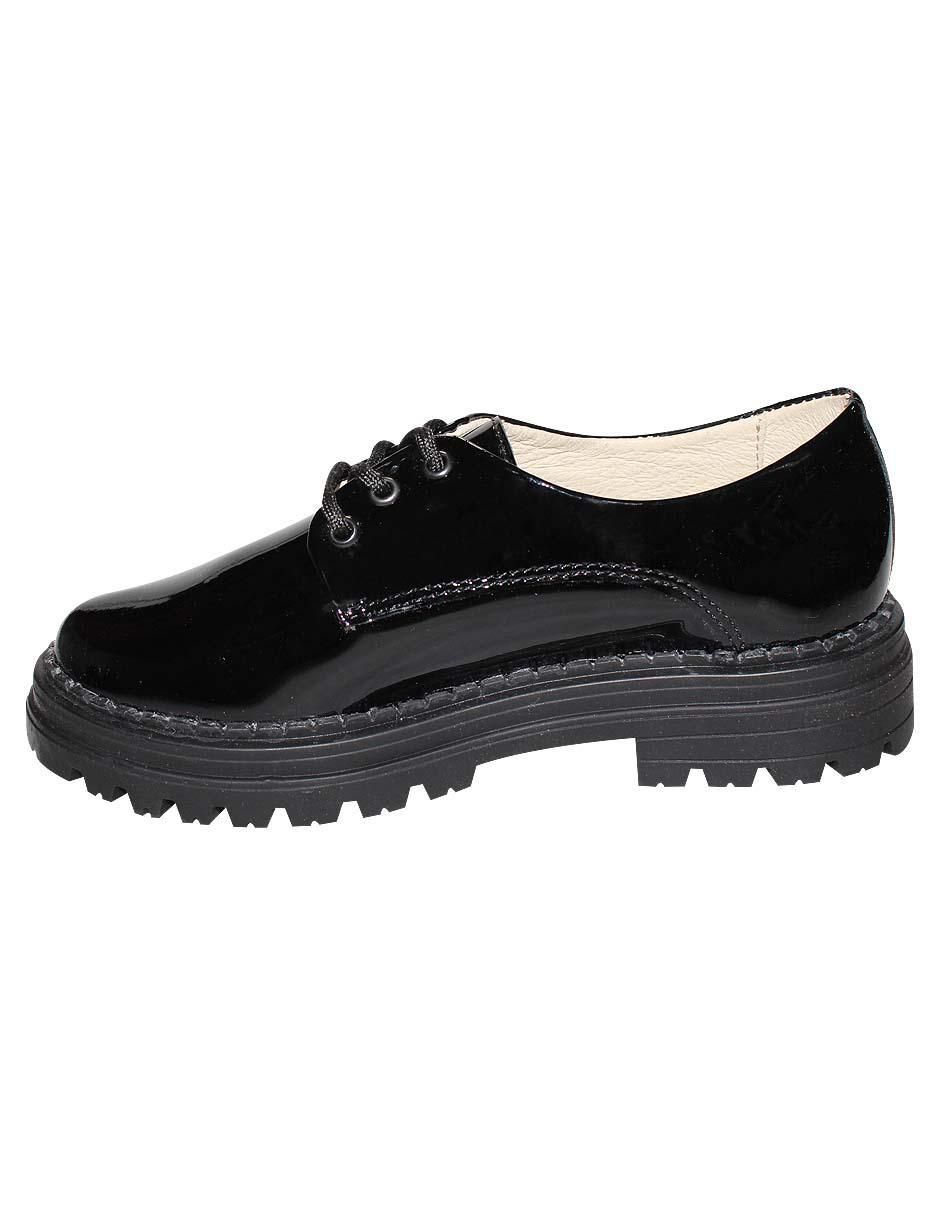 Zapato de charol para mujer