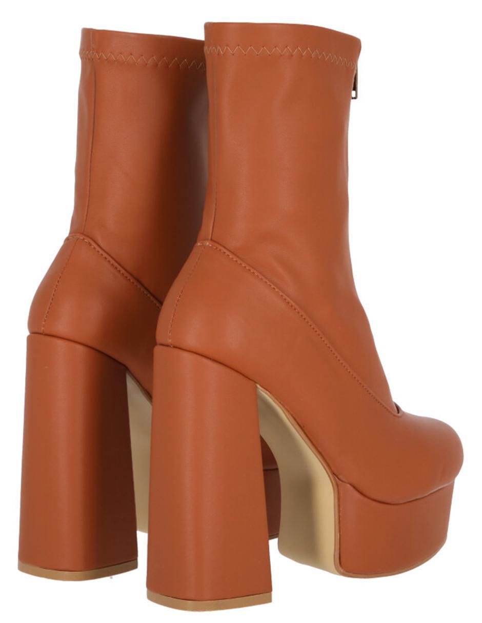 Bota arriba del tobillo de piel para mujer