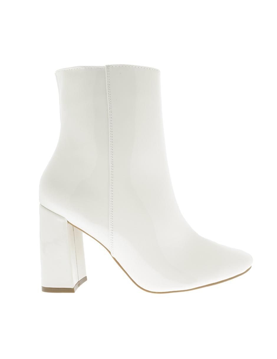 Bota arriba del tobillo para mujer 3