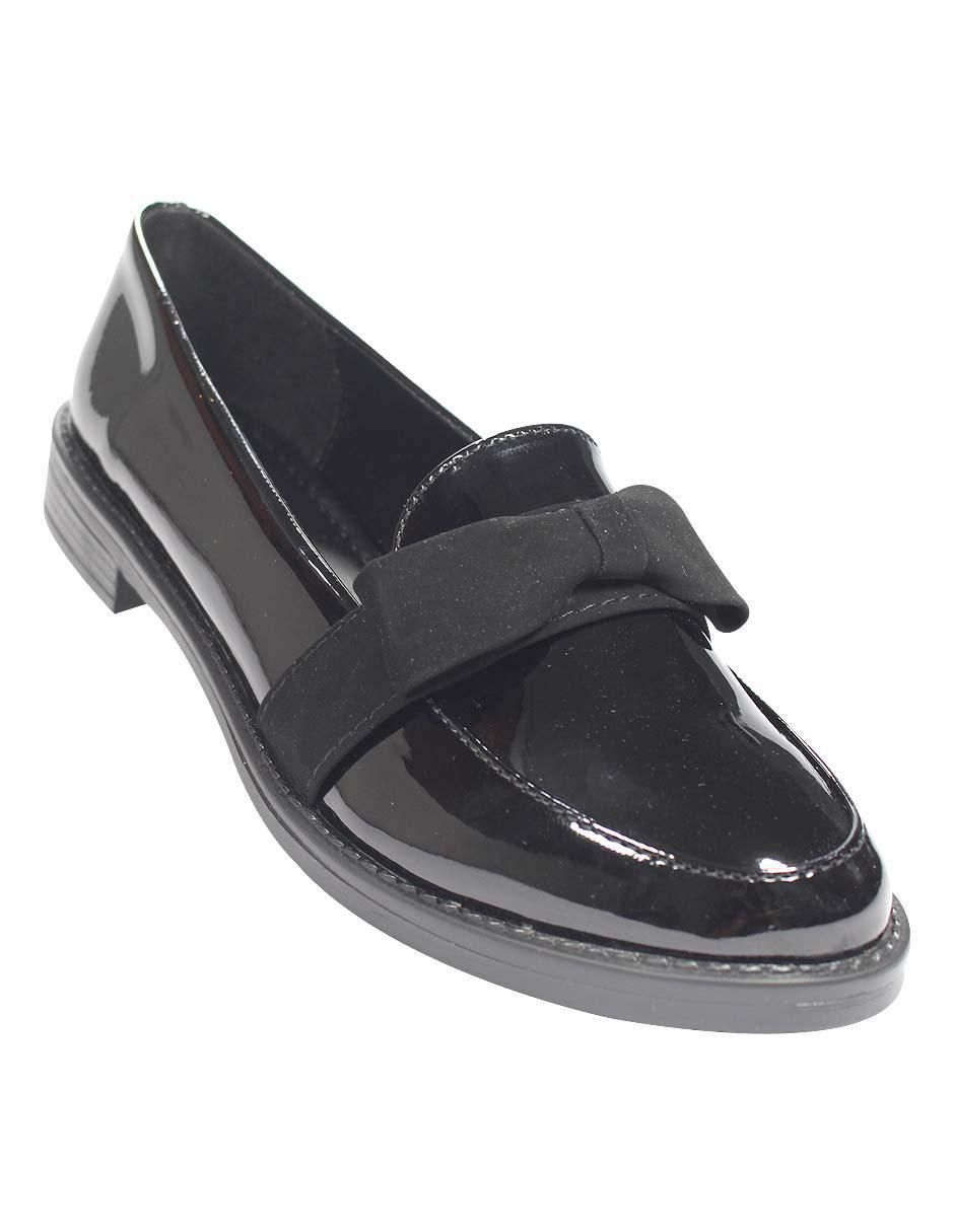 Zapato de charol para mujer