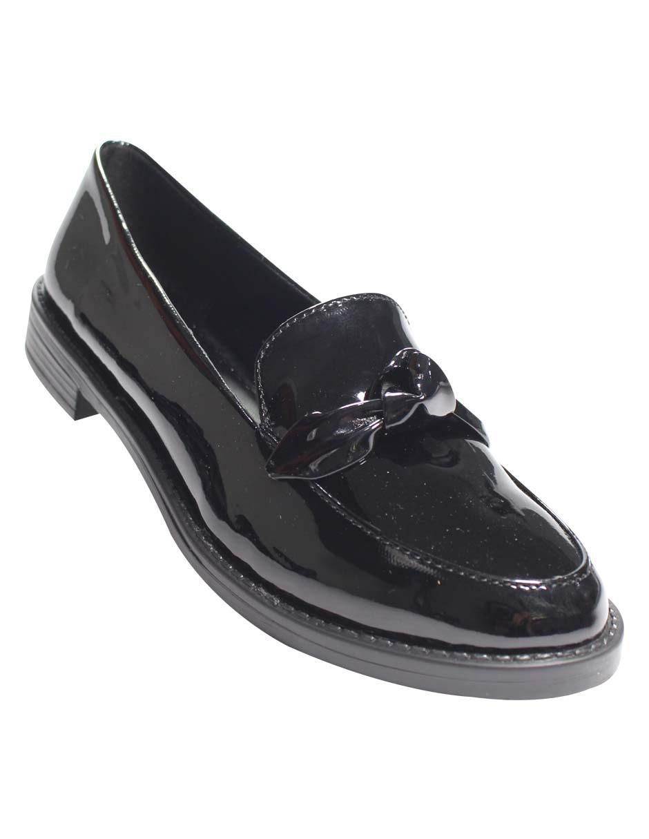 Zapato de charol para mujer
