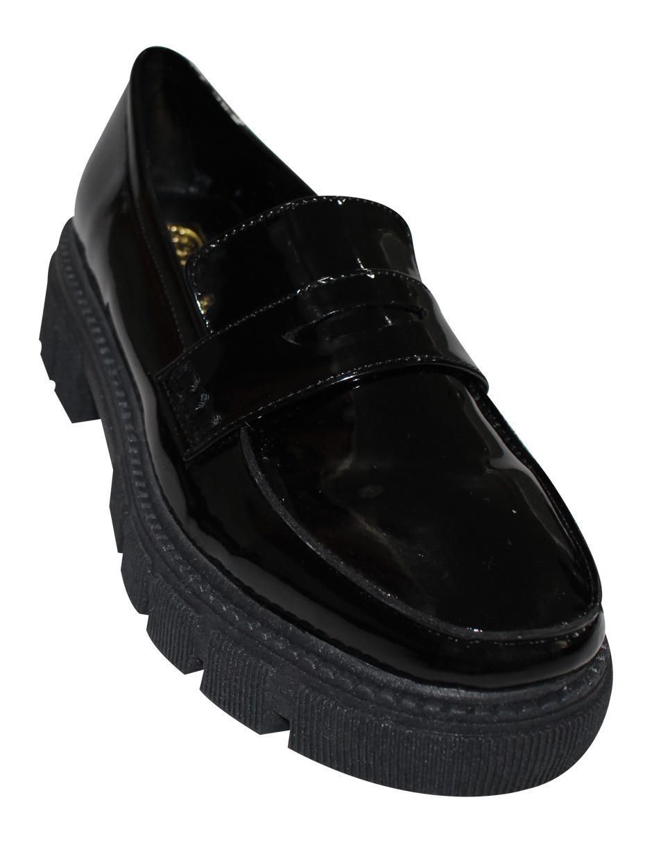 Zapato de charol para mujer