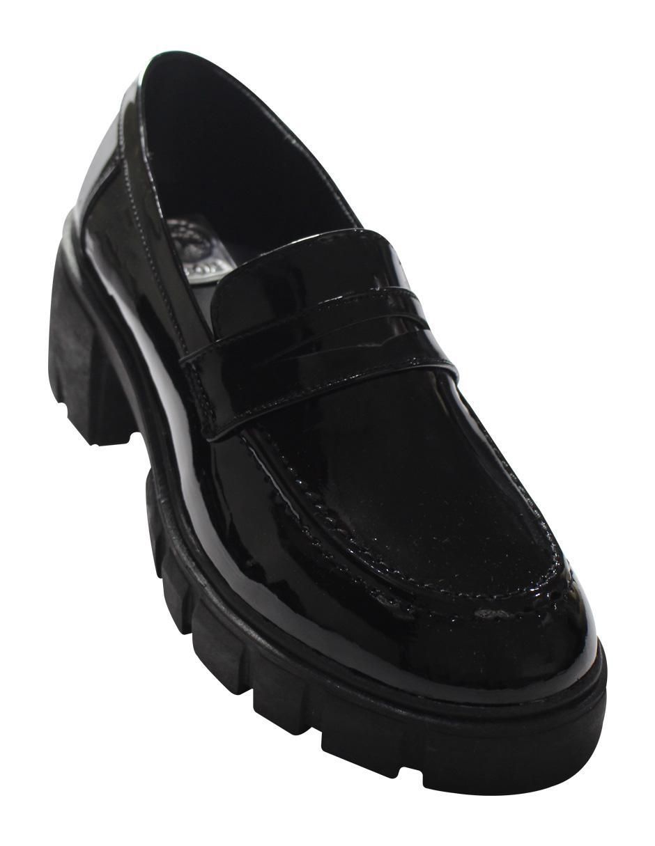 Zapato de charol para mujer