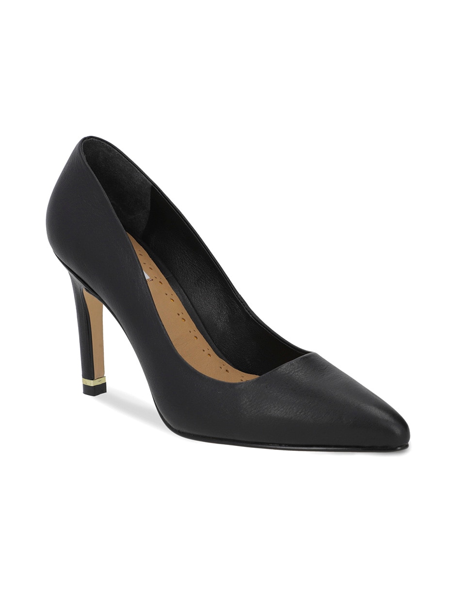 Zapatilla de piel
