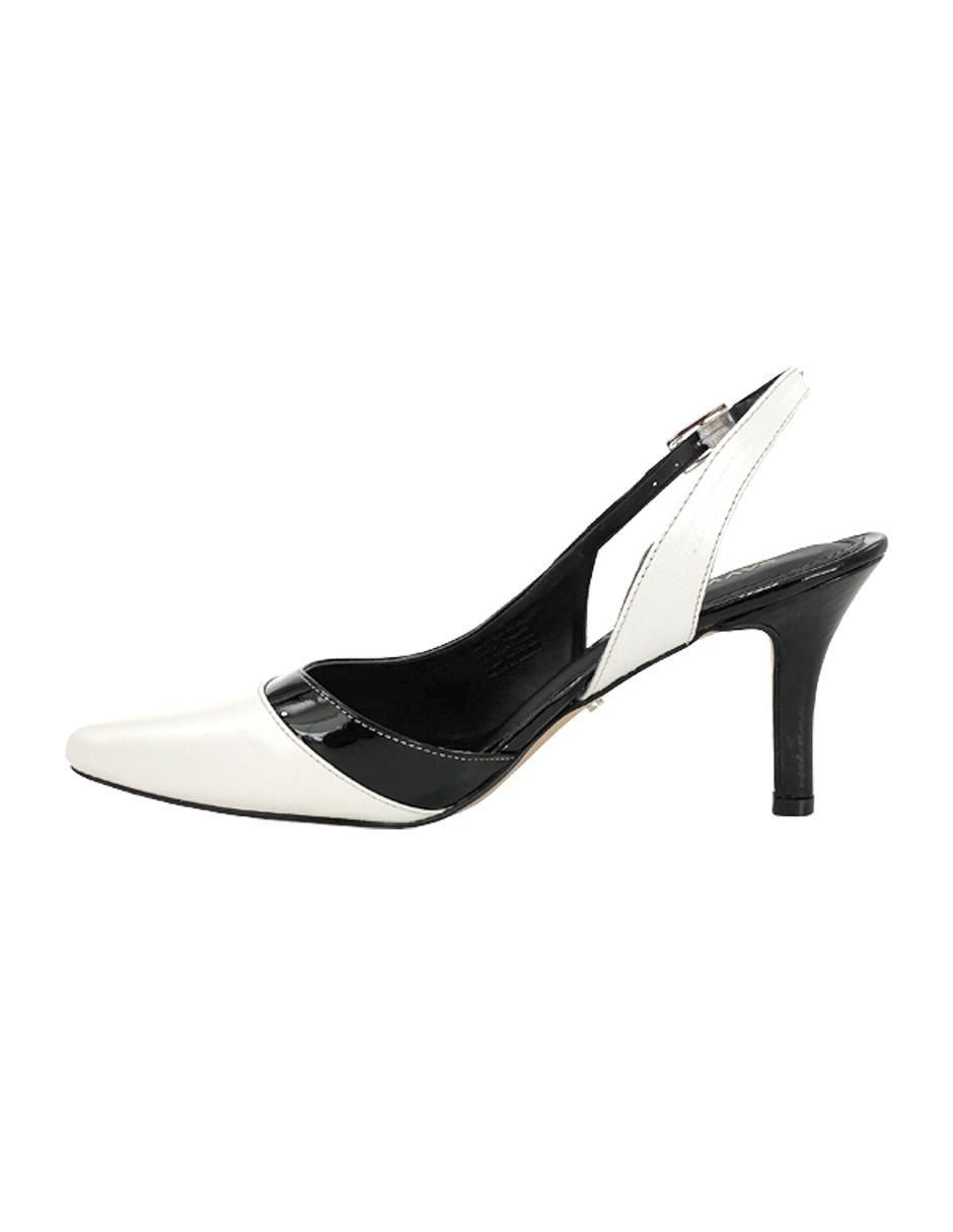 Zapatilla de piel 10