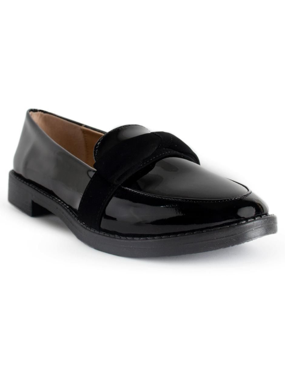Zapato de charol para mujer
