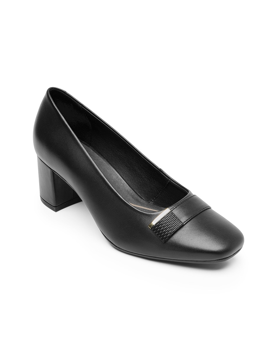 Zapatilla de piel