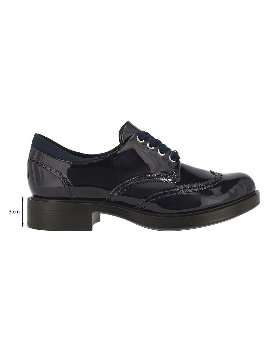 Zapato de charol para mujer 11
