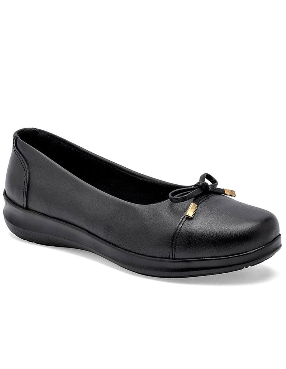 Zapato de piel para mujer