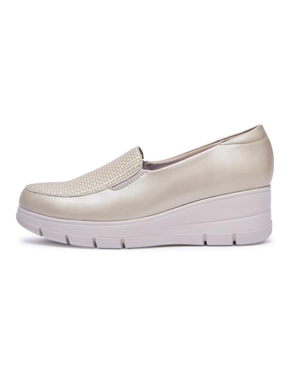 Zapato de piel para mujer
