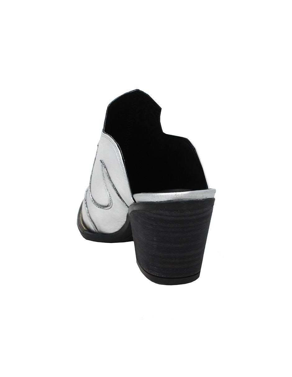 Zapato de piel para mujer 4