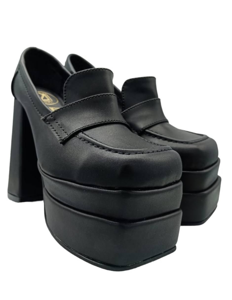 "zapato de plataforma" la caprichosa sin familia o colección "punta" cuadrada
