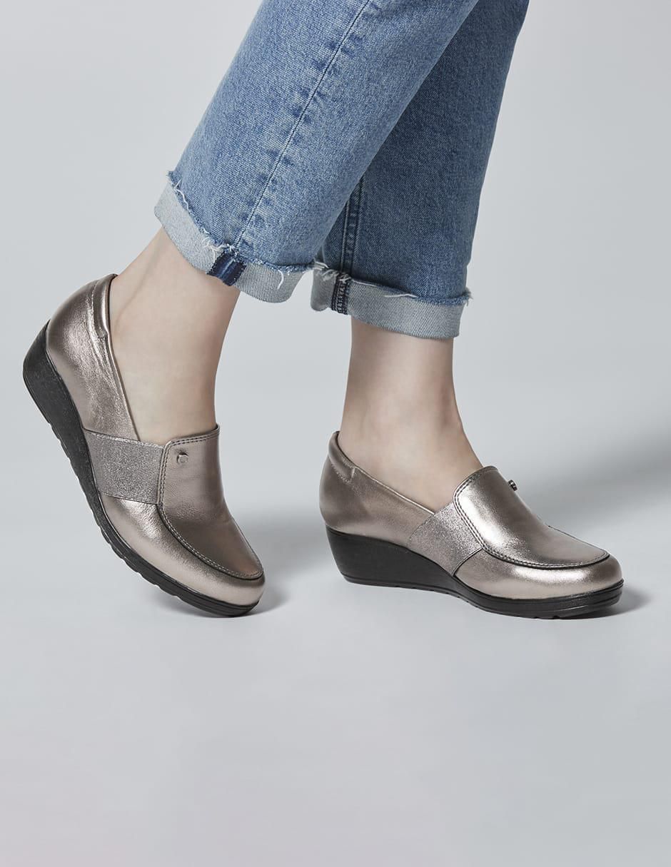 Zapato de piel para mujer 9