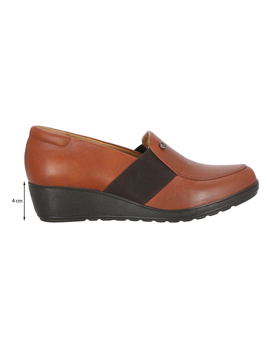 Zapato de piel para mujer 11